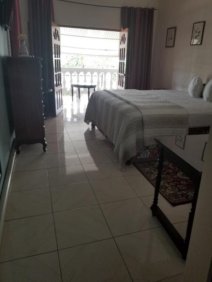 Chateau Margarita Ja Montego Bay Exterior photo