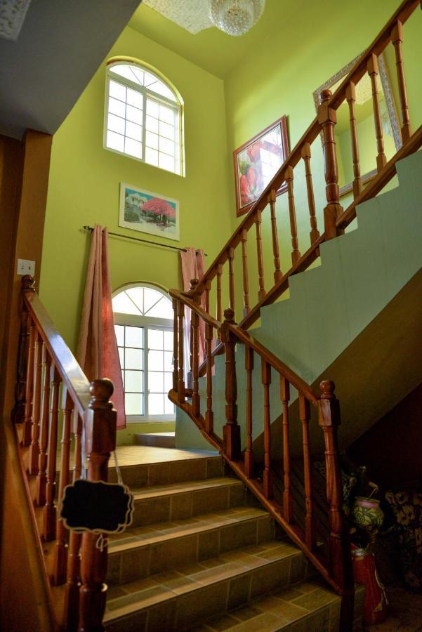Chateau Margarita Ja Montego Bay Exterior photo