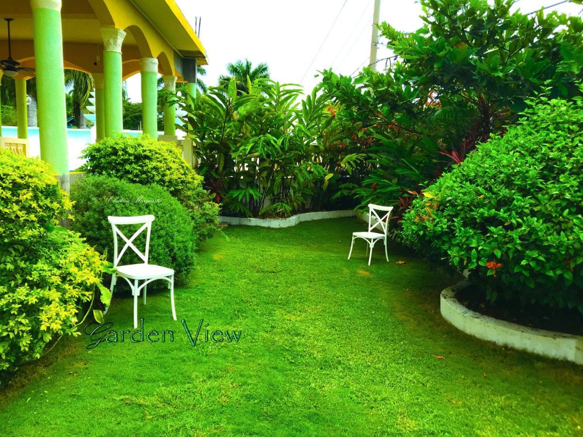 Chateau Margarita Ja Montego Bay Exterior photo